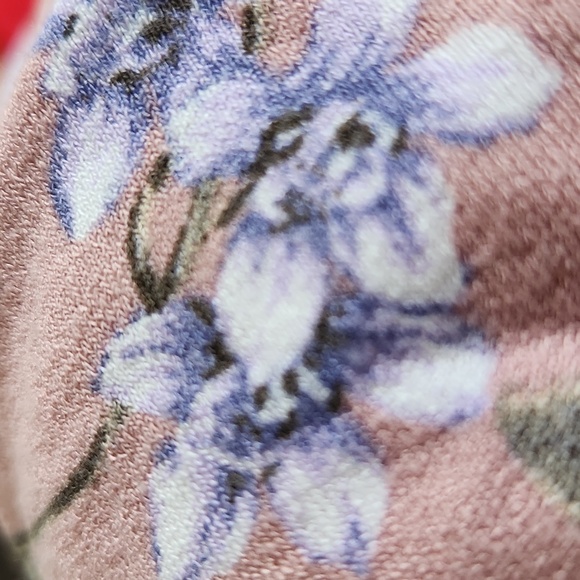 American Eagle SALE - Picture 6 of 6